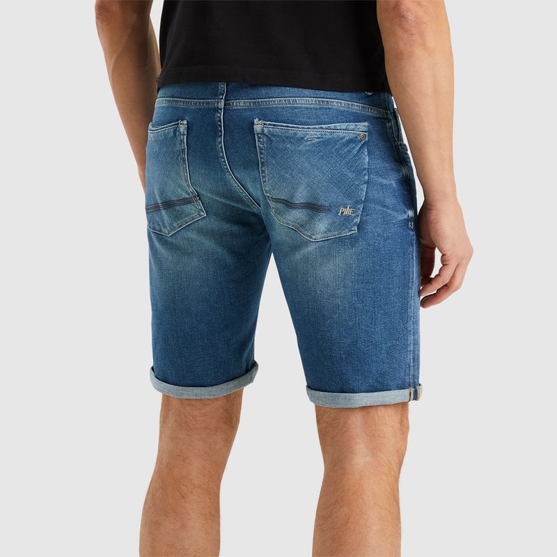 Commander relaxed fit shorts