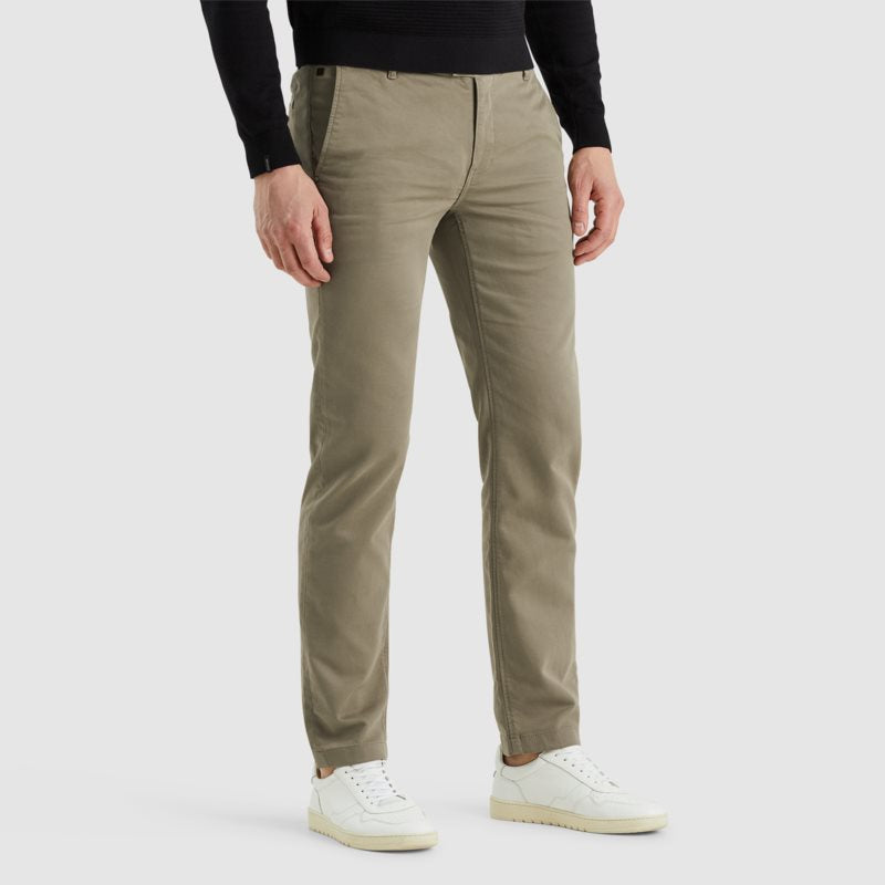 V9 Regular fit chino